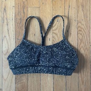 Lululemon Flow Y Nulu Bra *Light Support, A-C cups